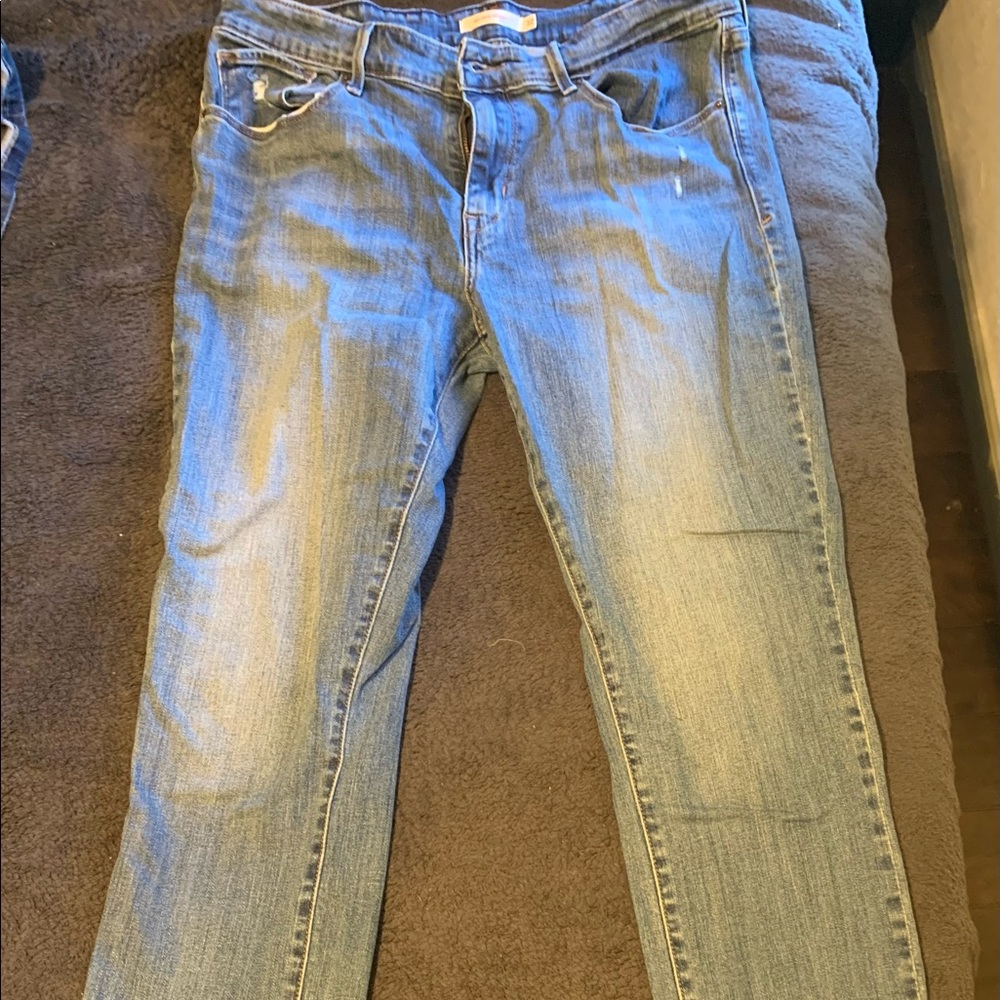 Levi’s Mid Rise Skinny Jeans Size 32